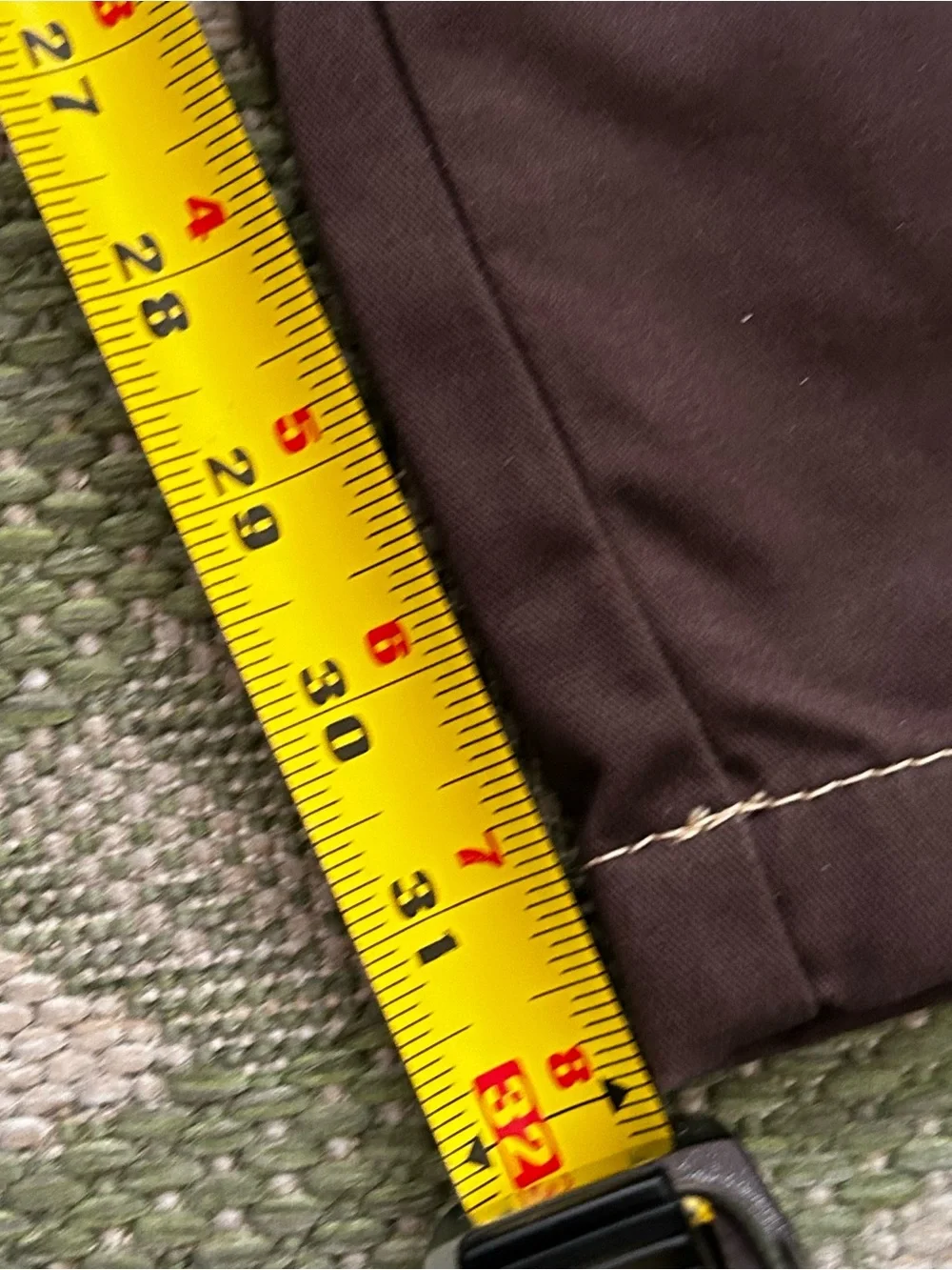 True Religion Men's Cargo Pants in Brown w/brand logo on back pockets NWT 36